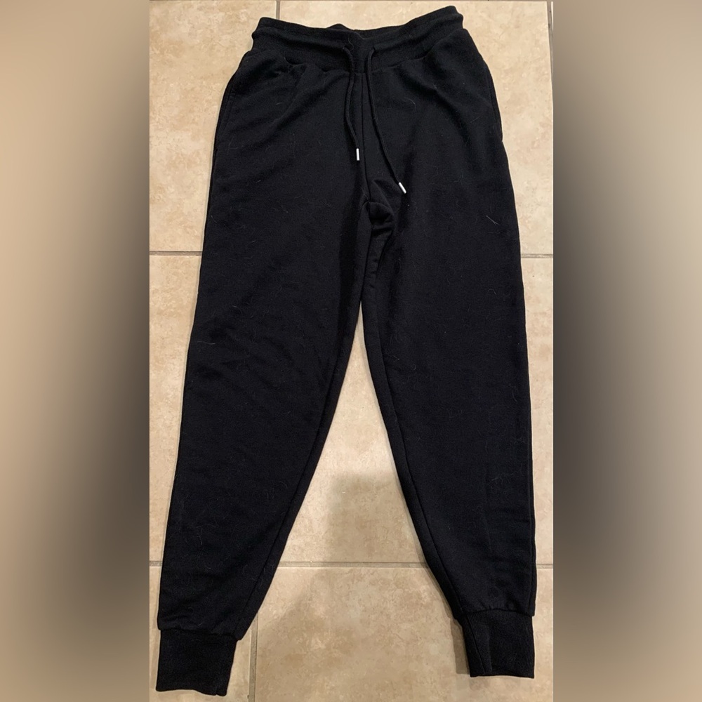 Starting Point Men’s Black Joggers. Size: Medium
